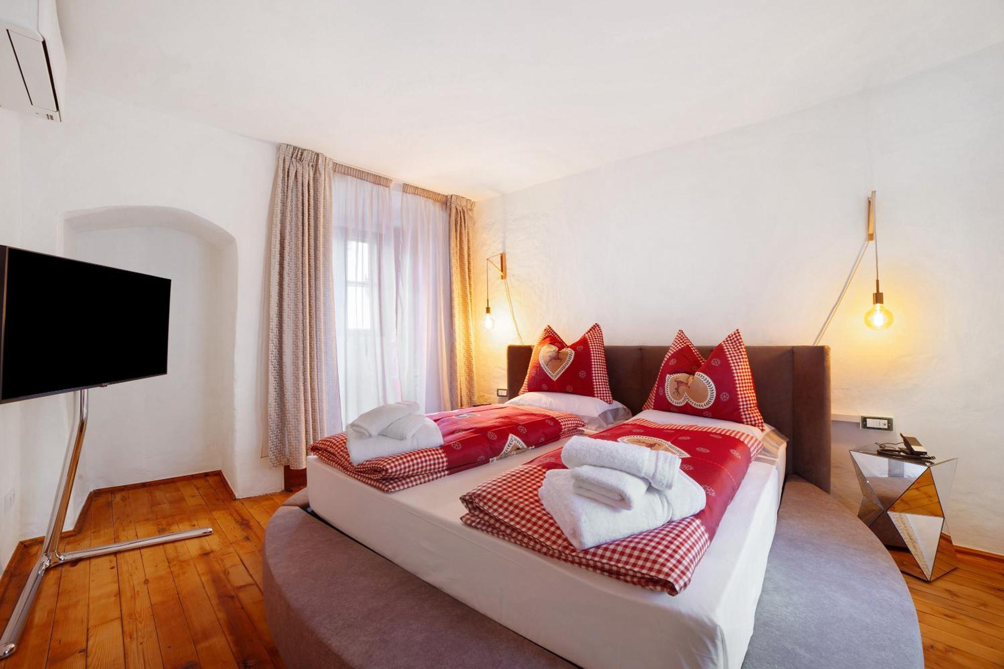 Santer Klause Hotel 4*