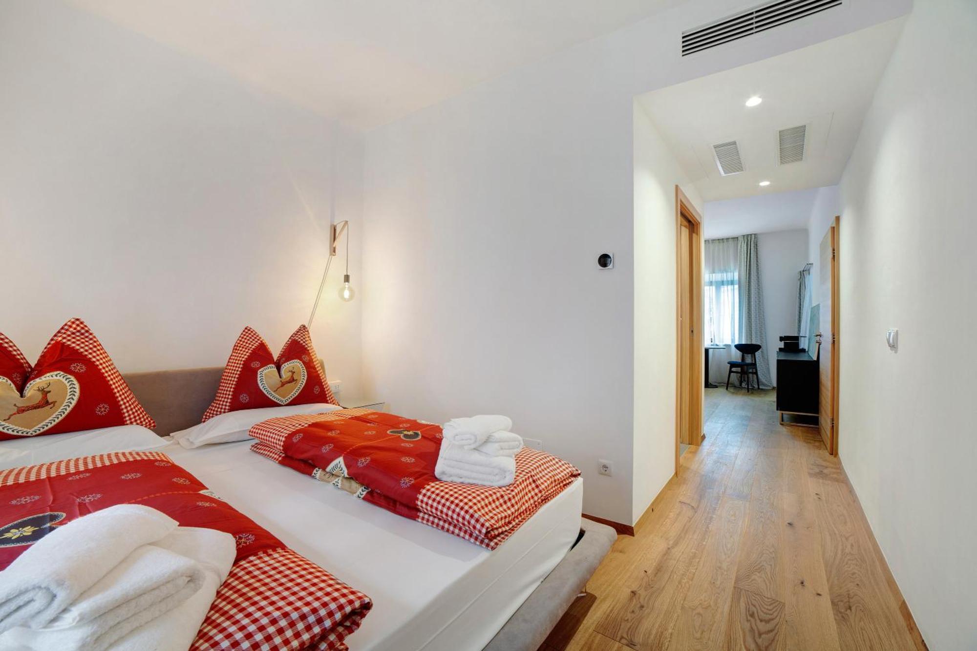 Santer Klause Hotel 4*